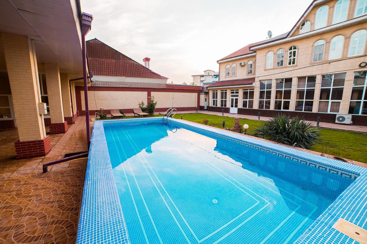 Guest House "Rohat Lux" Samarkand Bagian luar foto