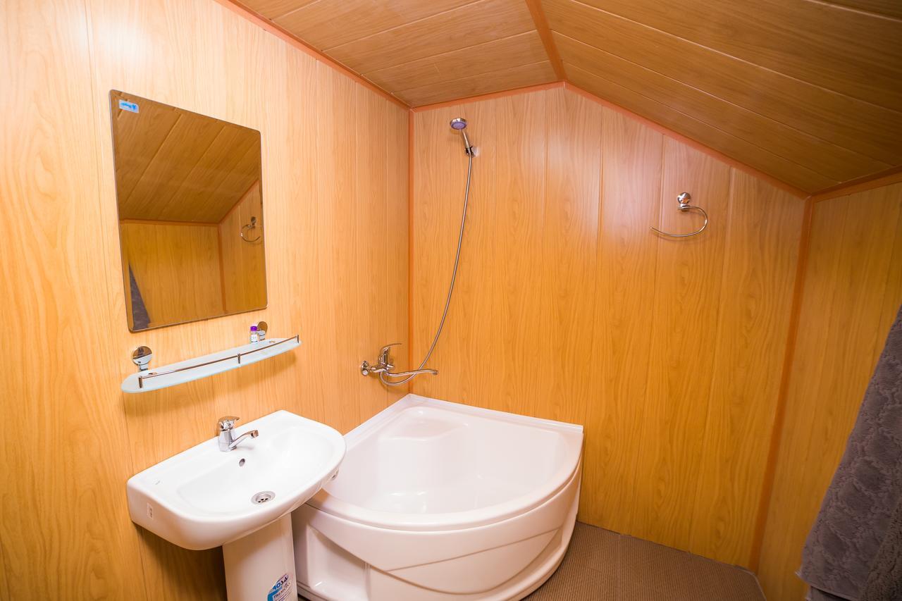 Guest House "Rohat Lux" Samarkand Bagian luar foto